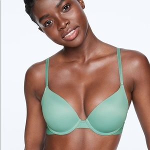 VS Pink Wear Everywhere Push Up Bra